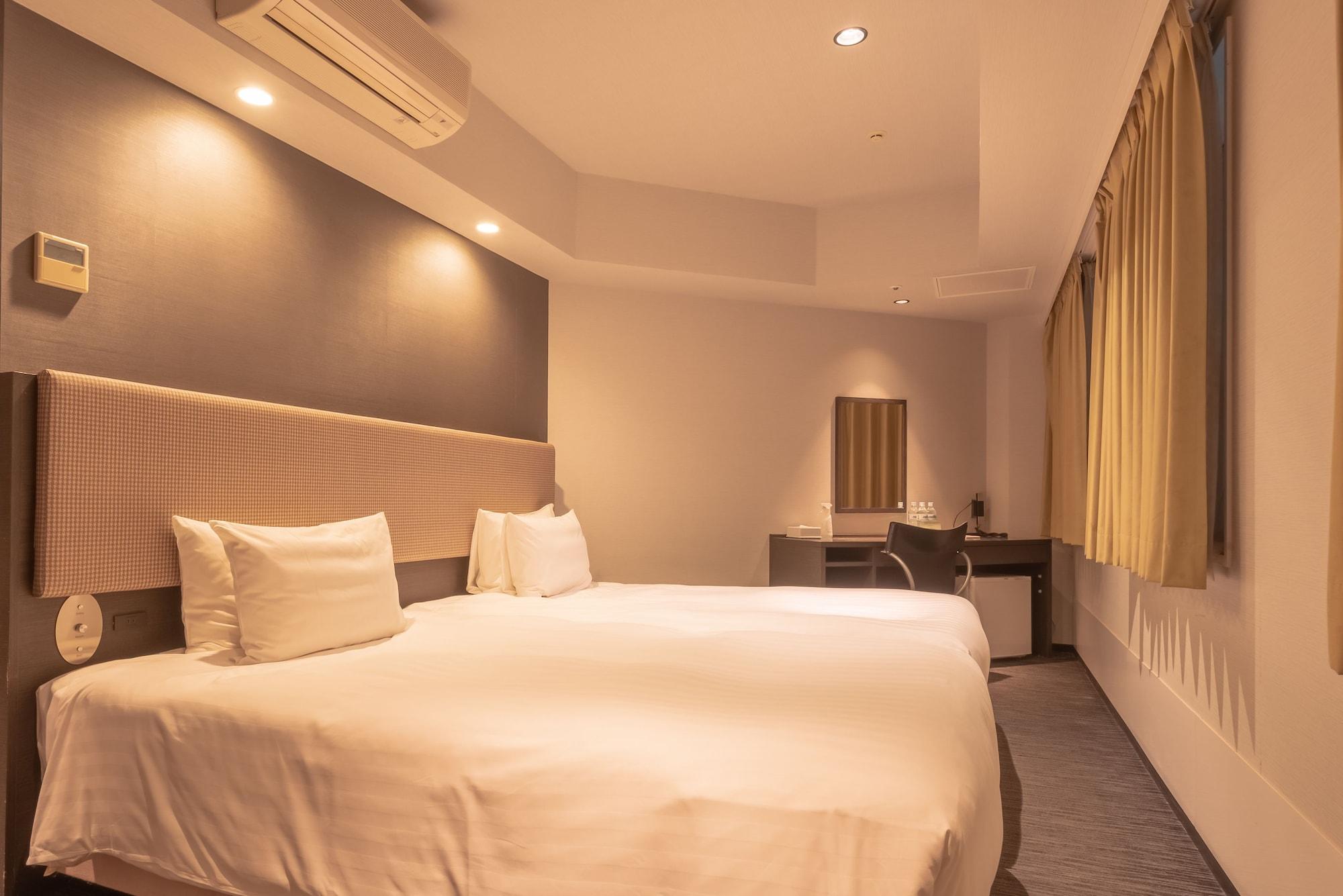 E Hotel Higashi Shinjuku Tokyo Esterno foto