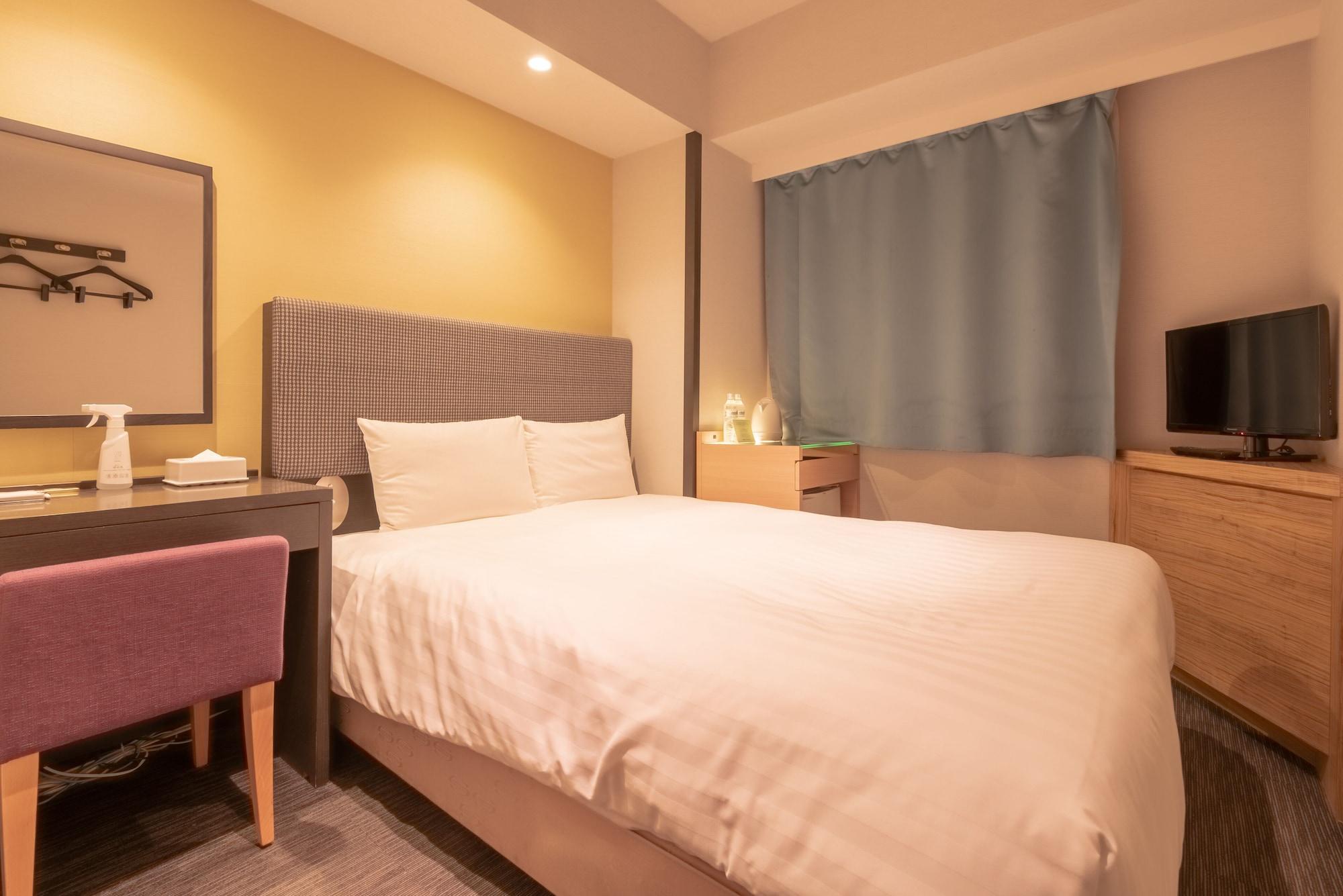 E Hotel Higashi Shinjuku Tokyo Esterno foto