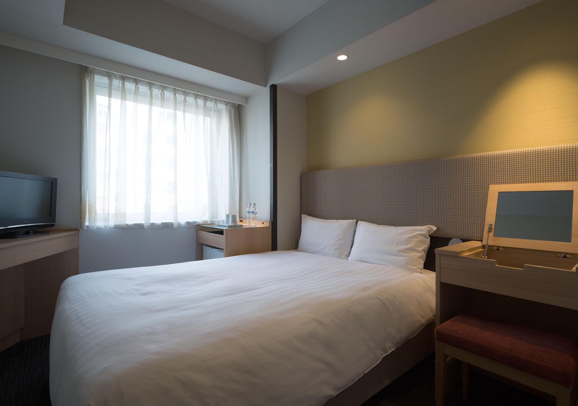 E Hotel Higashi Shinjuku Tokyo Esterno foto